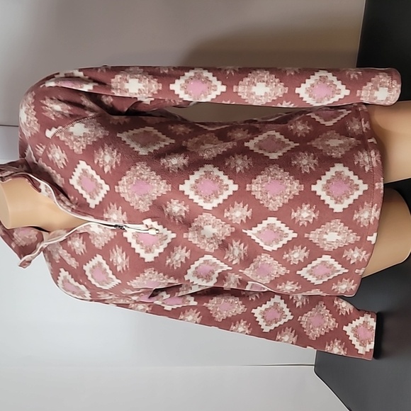 Eddie Bauer Fleece - Pullover - Quest clay color, light pink, and white - Picture 9 of 16